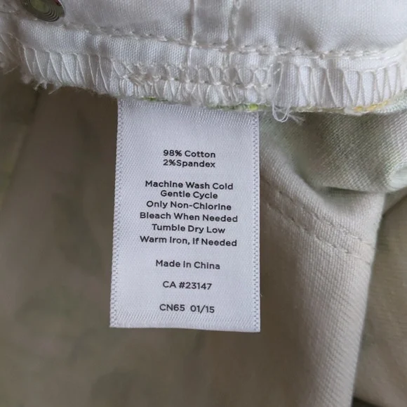 Talbots Lemon Print Ankle Jeans - Picture 5 of 6